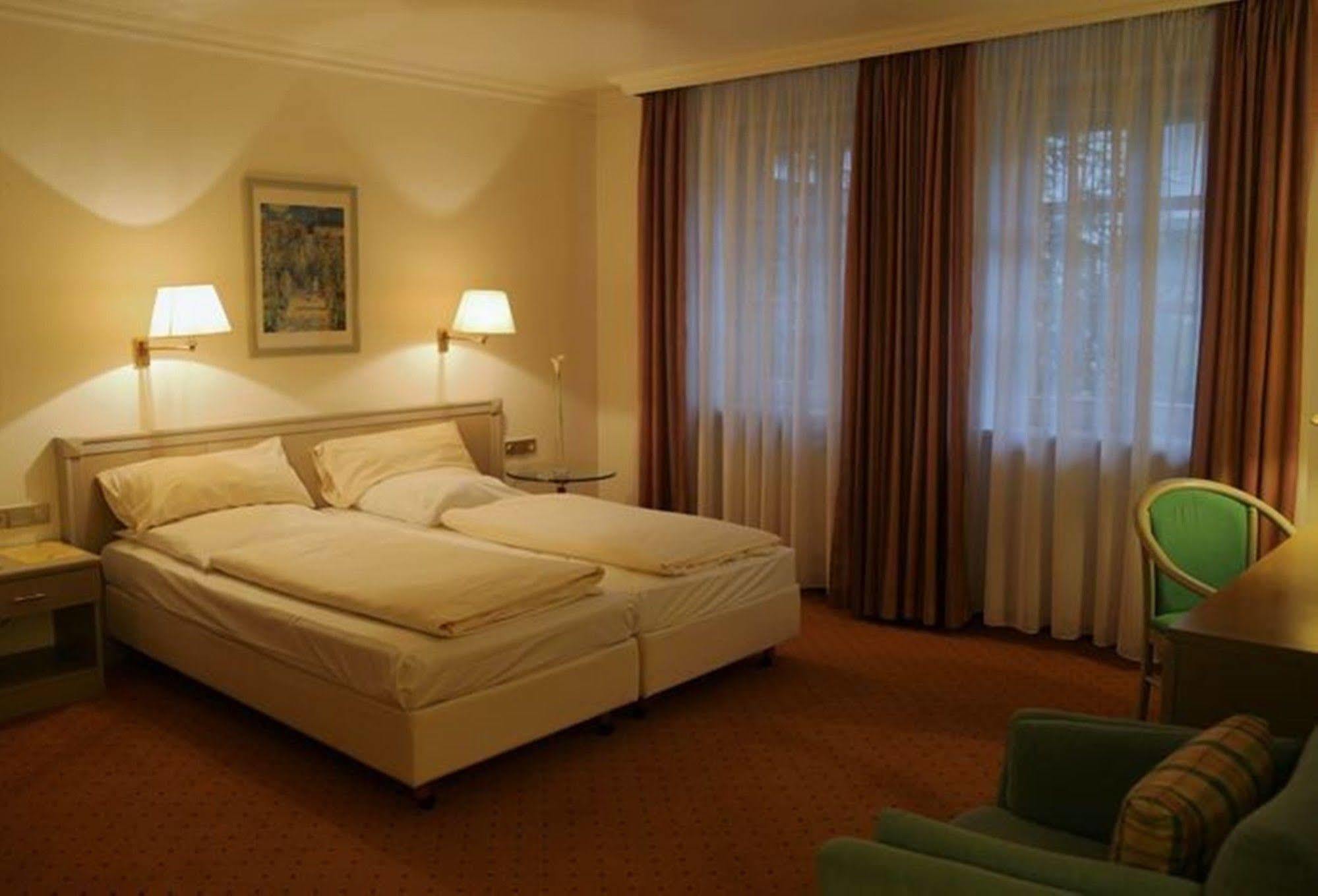 Asam Hotel Muenchen Bagian luar foto