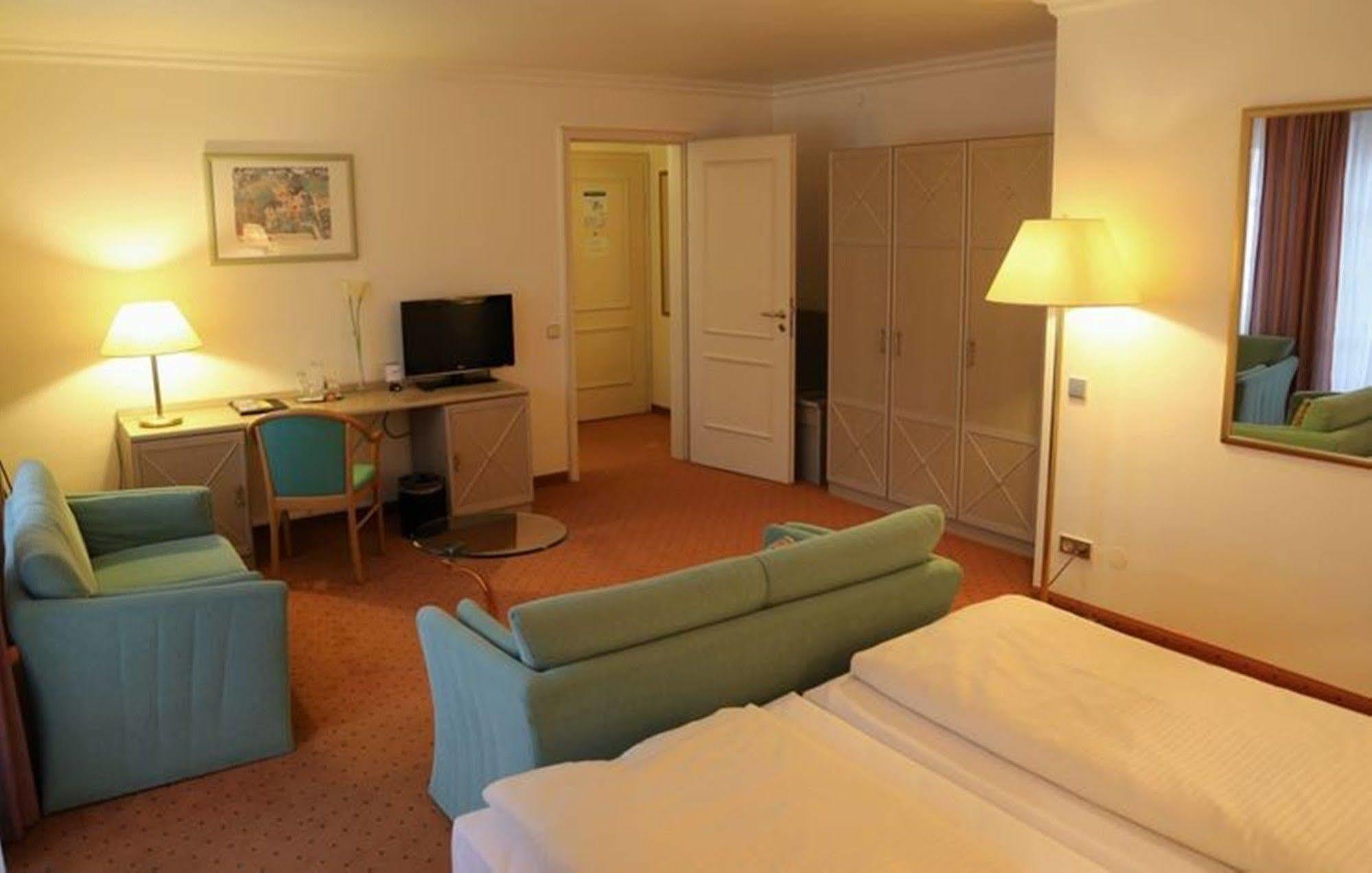 Asam Hotel Muenchen Bagian luar foto